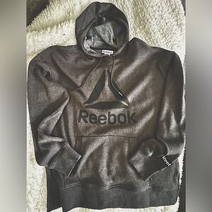 NWT Reebok pullover with front pouch Hoodie Women Size Small dark grey/ black